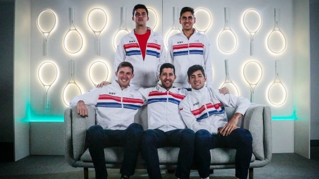 Equipo chileno de Copa Davis desfiló en la inauguración del renovado certamen