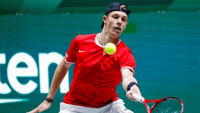 Shapovalov se impuso a Berrettini y le entregó el triunfo a Canadá sobre Italia