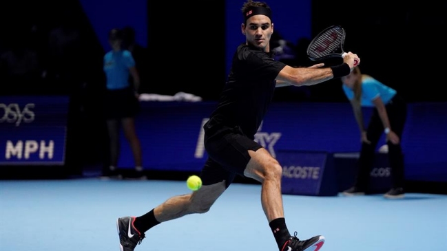 Roger Federer enfrenta a Alexander Zverev en el Movistar Arena