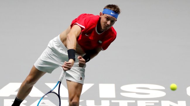 Chile busca un milagro ante Alemania para seguir con vida en la Copa Davis