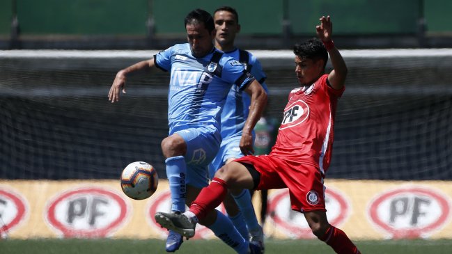 Partido entre Unión La Calera e Iquique se suspendió por incidentes en La Florida