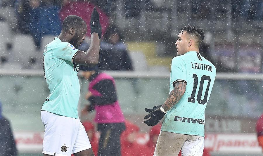 Inter de Milán goleó a Torino y sigue al acecho de Juventus en la Serie A