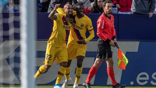 Medio español dedicó artículo a Vidal afirmando que es “genio y figura” en Barcelona