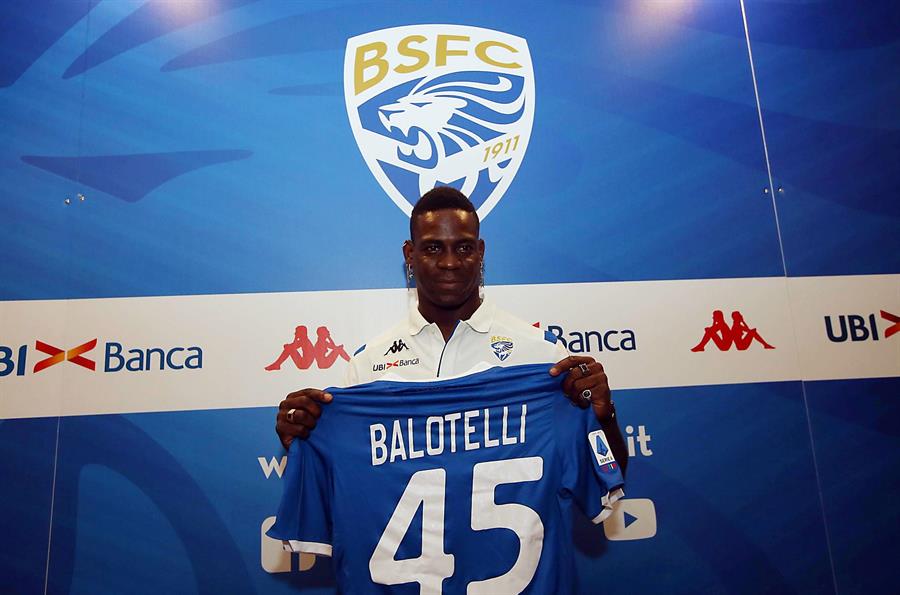 ¿Qué quiso decir el presidente de Brescia?: Balotelli es negro, está trabajando para aclararse