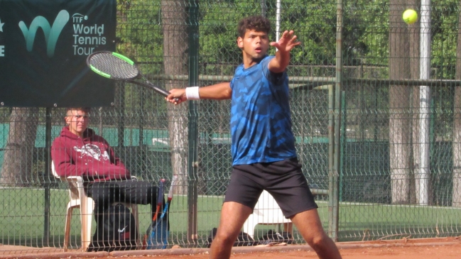 Nicolás Bruna avanzó a los octavos de final en Maldonado