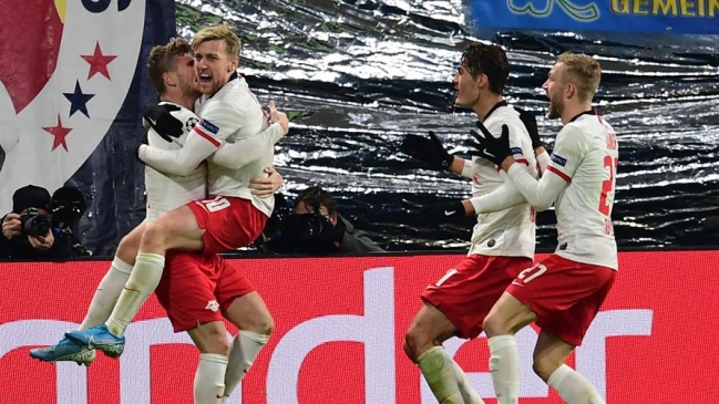 RB Leipzig selló su paso a octavos de final tras agónica igualdad ante Benfica