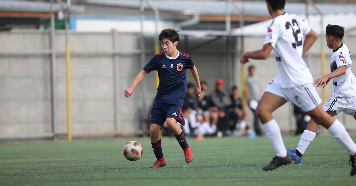 U. de Chile le ganó el Superclásico sub 15 a Colo Colo en Argentina