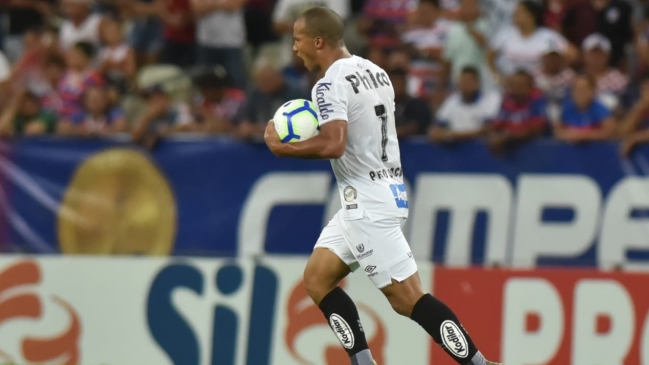 Santos de Sampaoli sufrió dolorosa derrota ante Fortaleza en el Brasileirao