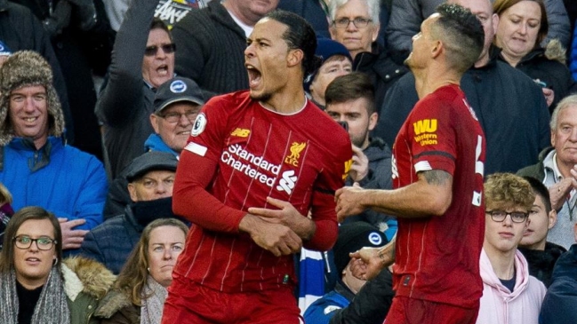 Virgil van Dijk lideró la victoria de Liverpool sobre Brighton