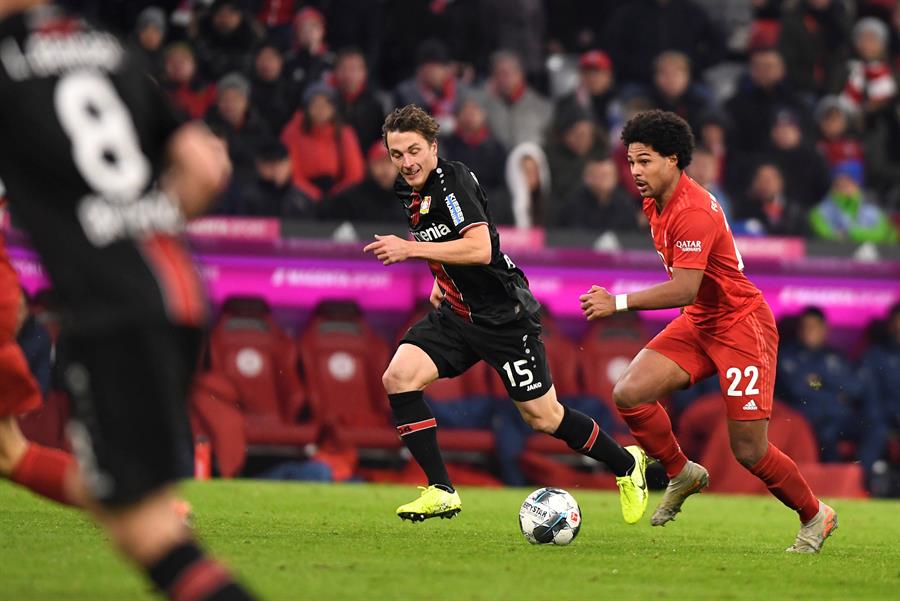 Bayer Leverkusen tumbó en su propio estadio a Bayern Munich con la ayuda de Charles Aránguiz