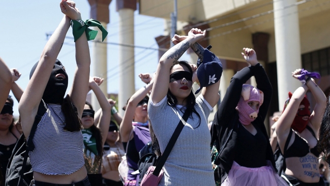 Marcelo Barticciotto: El mensaje de LasTesis unió lo que los himnos nacionales separan
