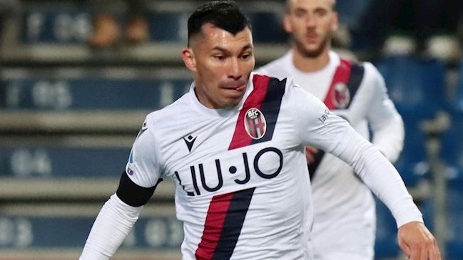 Bologna de Gary Medel choca con Napoli en duelo de equipos necesitados por la Serie A