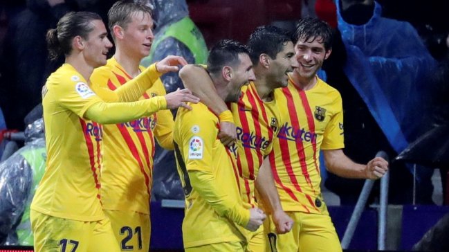 Arturo Vidal aportó en la emocionante victoria de Barcelona sobre Atlético de Madrid