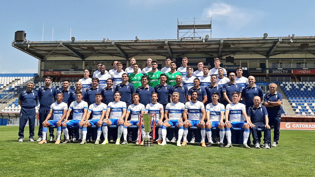Plantel de Universidad Católica recibió el “Huemul de Plata”