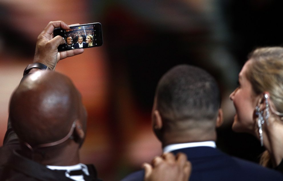 La comentada selfie de Didier Drogba, Kylian Mbappé y Sandy Heribert en la gala del Balón de Oro