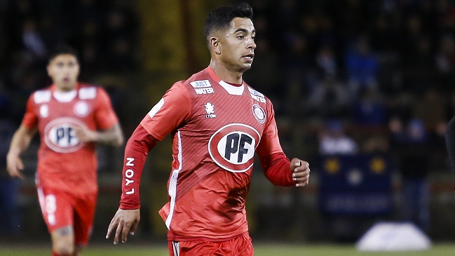 Colo Colo tiene en carpeta al jugador de Unión La Calera Yonathan Andía e inició contactos