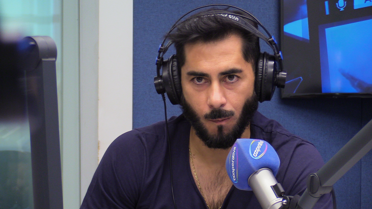 Johnny Herrera: Estoy con tristeza, no esperaba salir de esa forma de casa