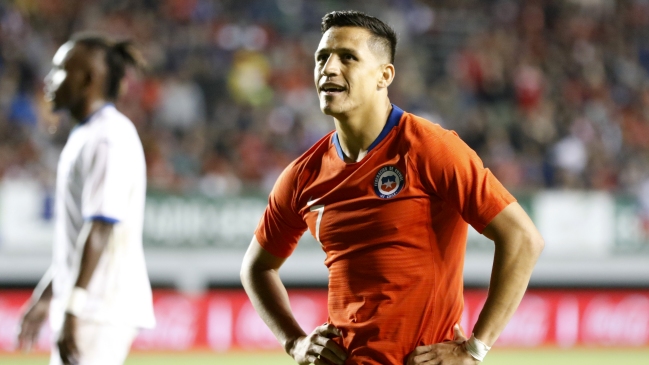 Johnny Herrera recordó “problemas internos” que tuvo Alexis Sánchez en la selección chilena