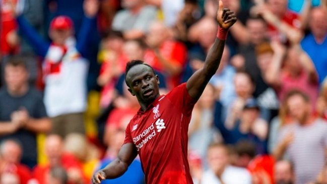 Artesano senegalés le hizo un Balón de Oro a Sadio Mané