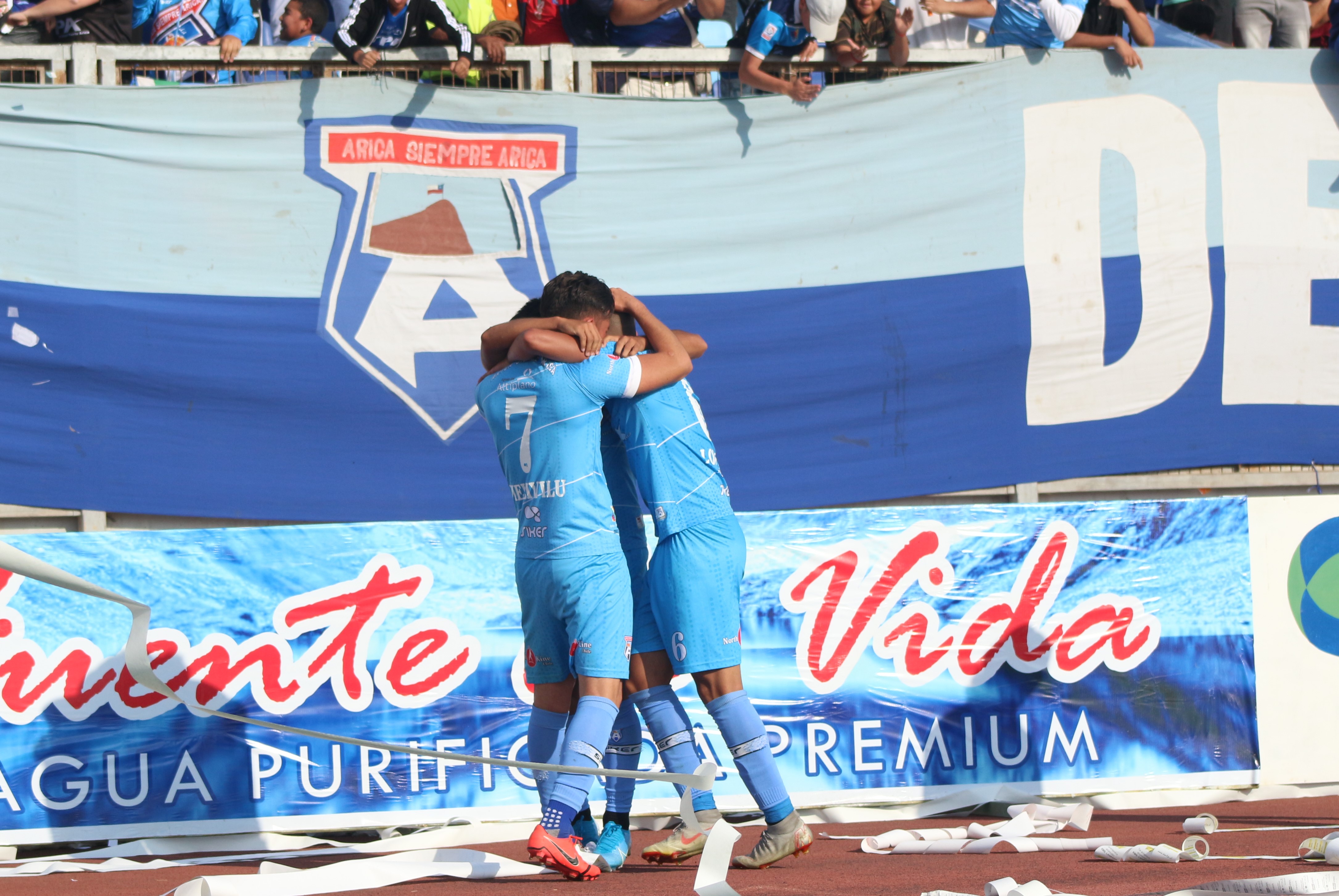 San Marcos de Arica fue proclamado campeón de Segunda División y ascendió a la Primera B