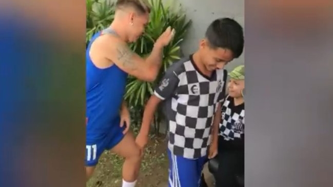 Un pequeño hincha de Santos emuló baile de Soteldo y le sacó risas a Jorge Sampaoli