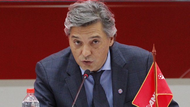 Sebastián Moreno y la crisis del fútbol chileno: Jamás sentí que ganaran las barras bravas