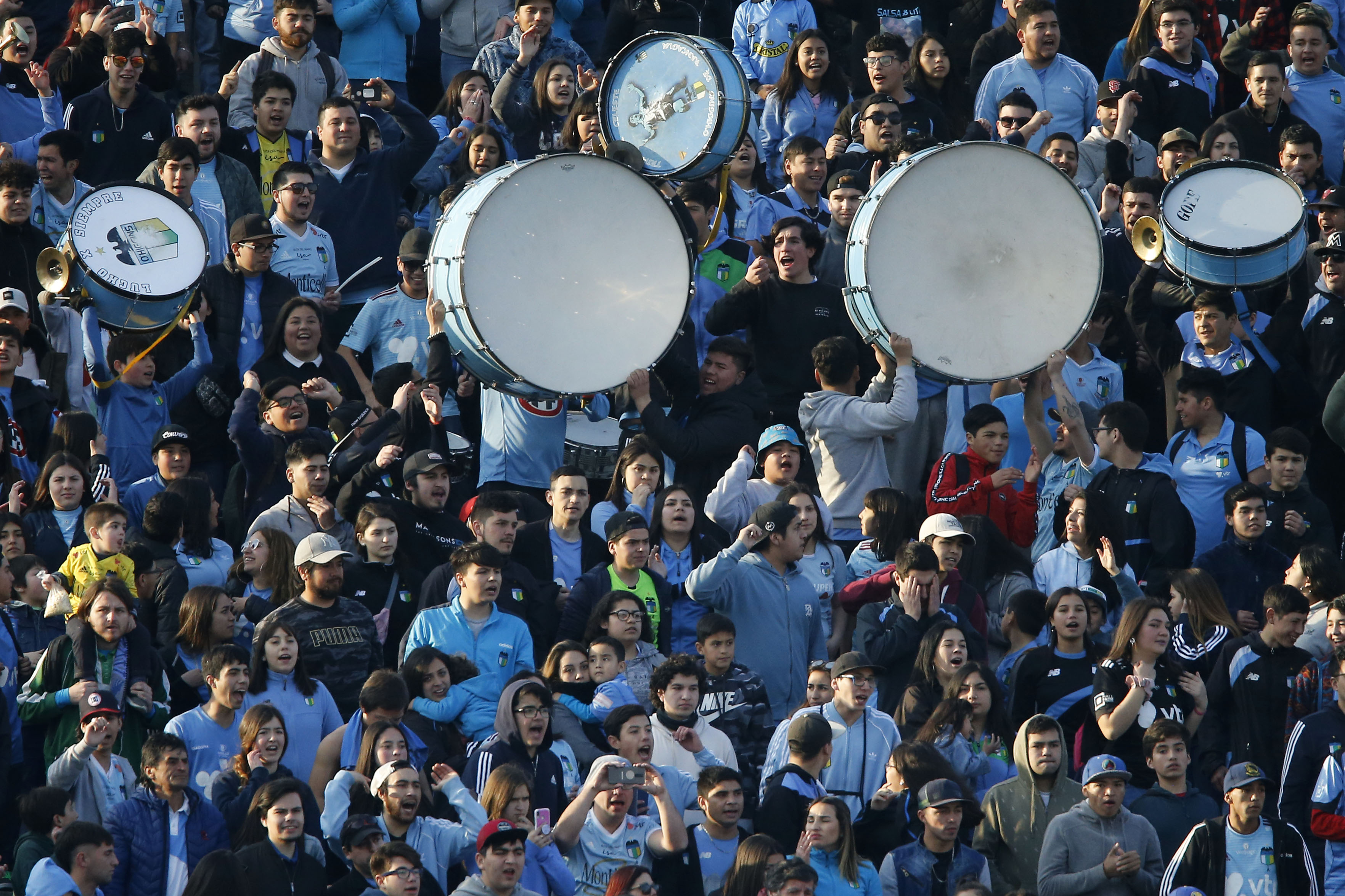 El Sernac ofició a los clubes profesionales para que reembolse dinero a sus abonados