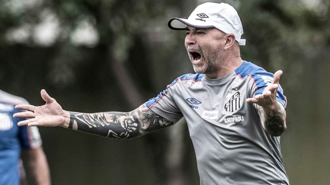 Jorge Sampaoli dijo que no renunció “oficialmente” a Santos FC