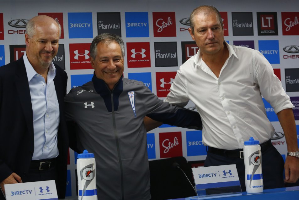 La UC presentó a Ariel Holan como su nuevo entrenador