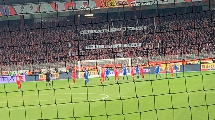 “Resiste pueblo chileno”: Hinchas de Unión Berlín enviaron apoyo al movimiento social