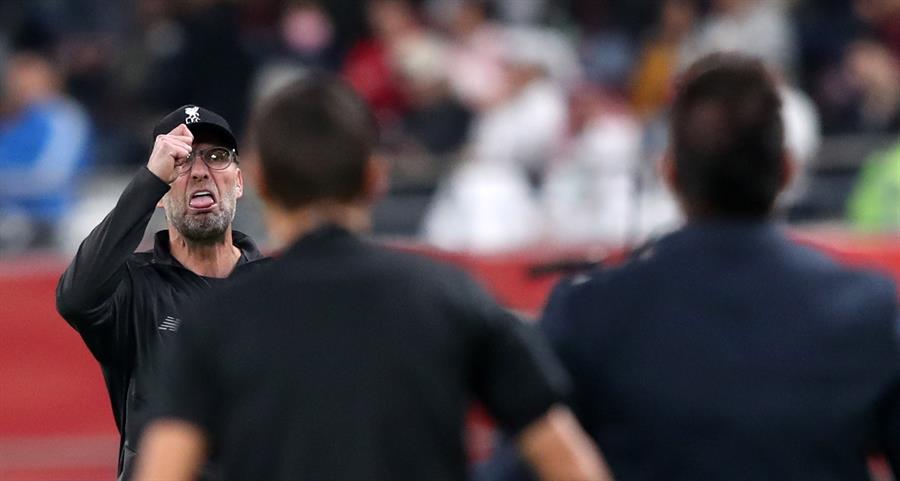 El duro cruce entre Jurgen Klopp y Antonio Mohamed en el Mundial de Clubes