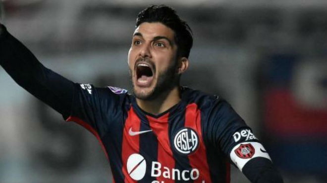 Nicolás Blandi y Lucas Viatri son las principales opciones de Colo Colo para reforzar el ataque