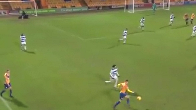 El magnífico golazo que registró un jugador de Mansfield durante la FA Cup juvenil