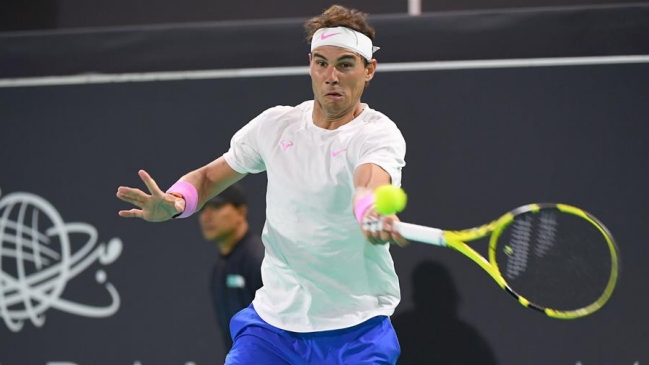Rafael Nadal batió a Karen Khachanov avanzó a la final de torneo de exhibición en Abu Dhabi