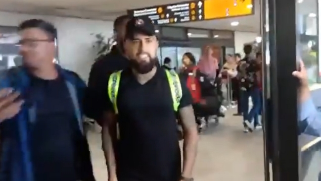 La llegada de Arturo Vidal a Chile para pasar las fiestas de fin de año