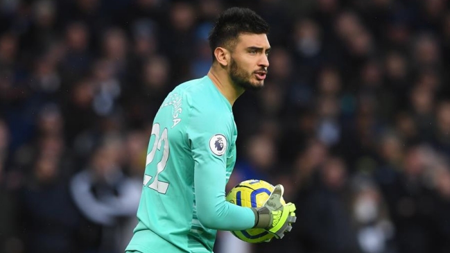 El brutal penal del portero de Tottenham en duelo frente a Chelsea en Inglaterra