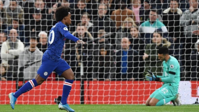 Willian comandó con un “doblete” la sólida victoria de Chelsea sobre Tottenham