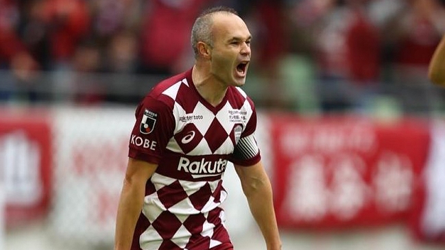 Estudiantes de La Plata inició conversaciones con Andrés Iniesta