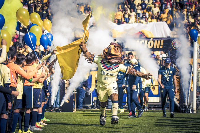La multitudinaria práctica de América y Nicolás Castillo en el Estadio Azteca