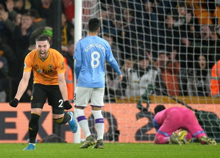 Claudio Bravo ingresó por la expulsión de Ederson y lamentó una derrota de Mancheter City