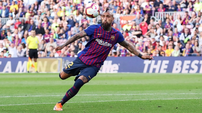 Arturo Vidal se refirió a su futuro y a la demanda a Barcelona en la despedida de Rodolfo Madrid