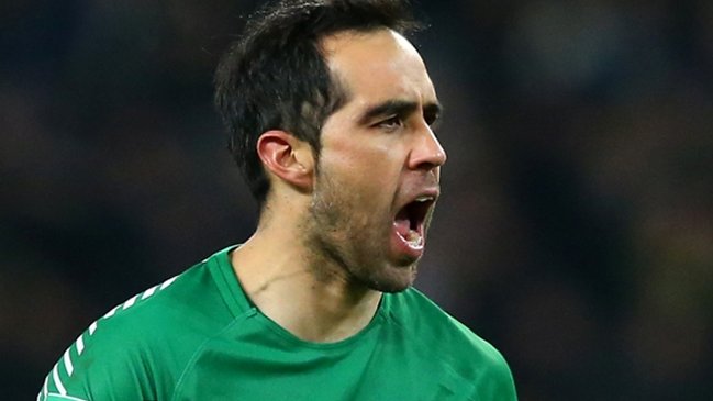 Claudio Bravo estará a cargo del arco de Manchester City en el duelo con Sheffield