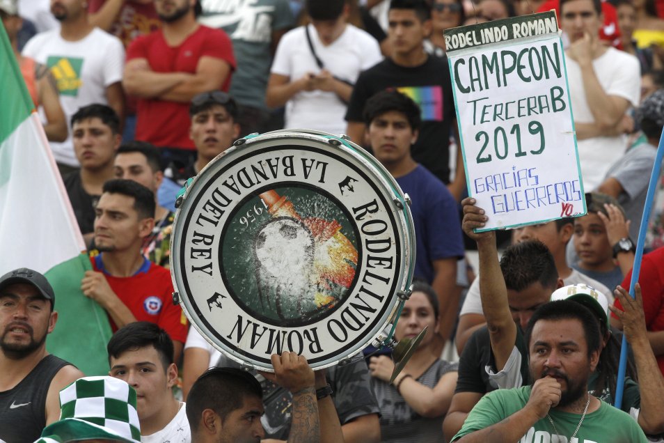 Rodelindo Román conquistó la Tercera B y bajó su primera estrella en el fútbol chileno
