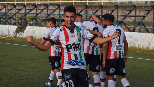 Deportes Lota Schwager apabulló a Municipal Lampa y ascendió a Tercera A