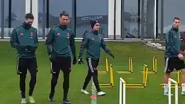 Cristiano Ronaldo cambió de look para cerrar el año