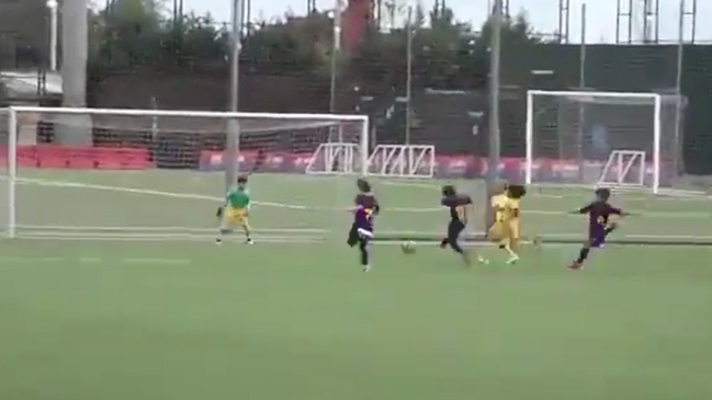 ¿Sigue la dinastía? Thiago Messi anotó un golazo en serie infantil de Barcelona