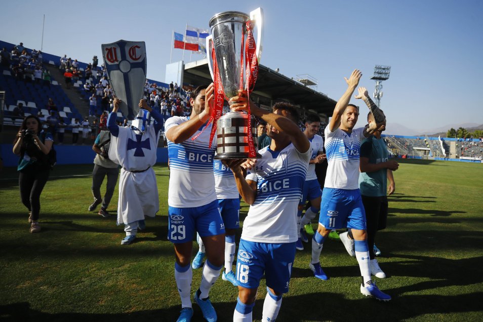 Universidad Católica superó a Curicó Unido en San Carlos