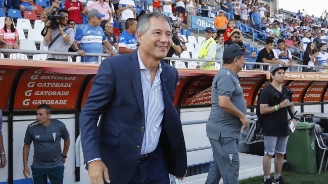 Holan de cara al duelo ante Colo Colo: Haremos el mejor partido posible y tenemos confianza