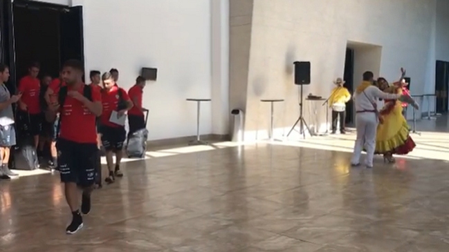 La selección chilena sub 23 tuvo un colorido recibimiento en Pereira de cara al Preolímpico