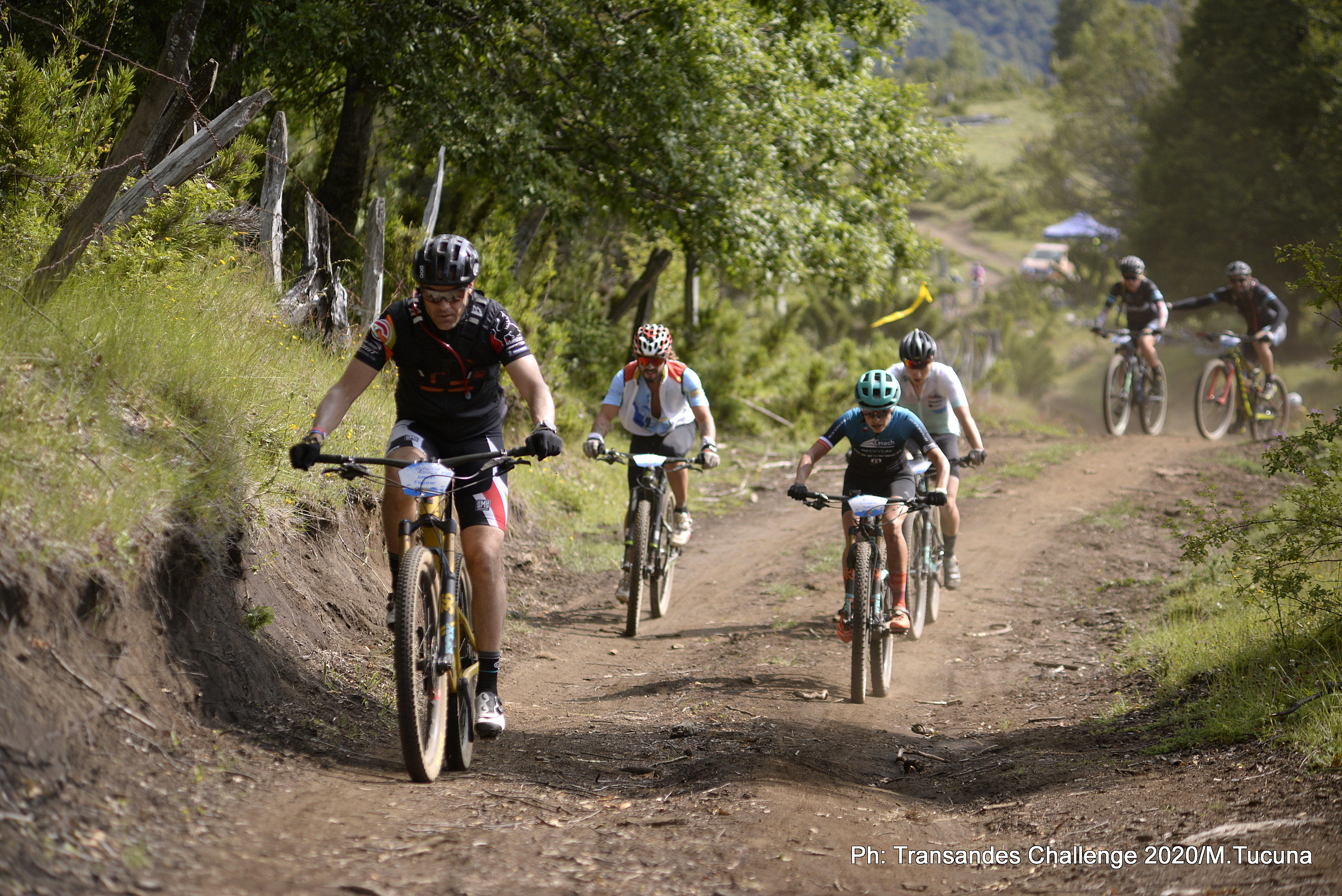 Martín Vidaurre sigue imparable en el Transandes Challenge, mientras Aldana sorprende en mujeres